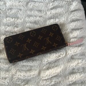 Louis Vuitton Clémence Wallet in Rose Ballerine